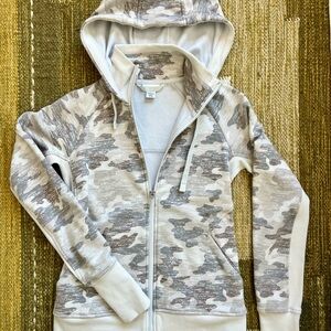 Athleta Zip Up Hoodie | Camo | Thumb Holes | XXS | Like New